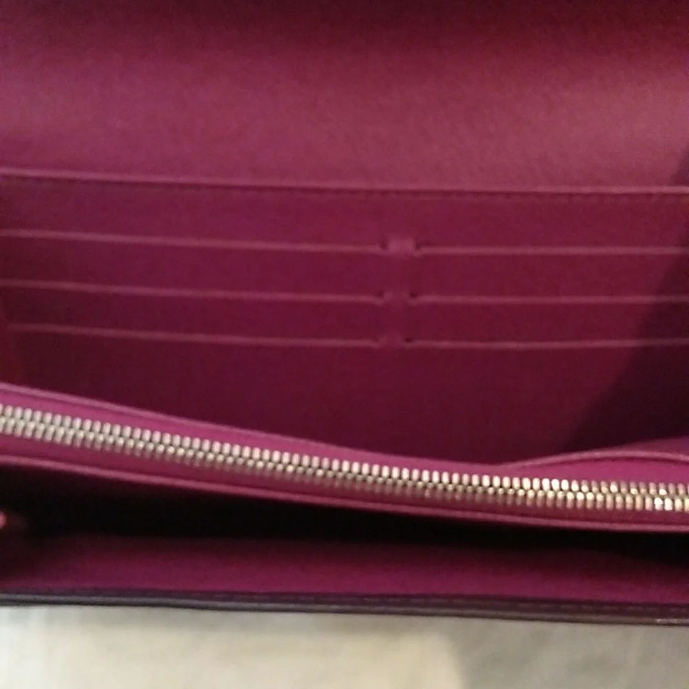 LOUIS VUITTON Epi Long Wallet, Plum EUC - Picture 9 of 13